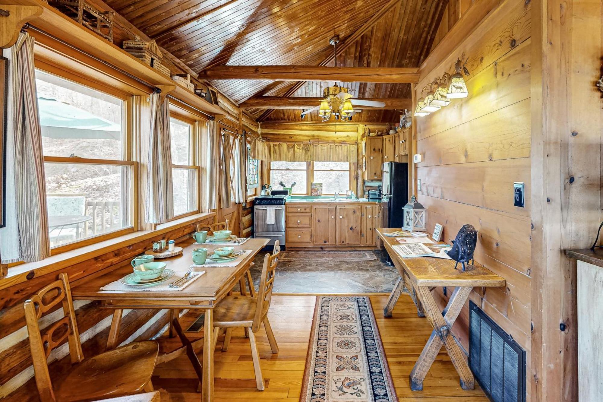 Lake Lucerne - Treehouse Cabin #01 Eureka Springs Ngoại thất bức ảnh